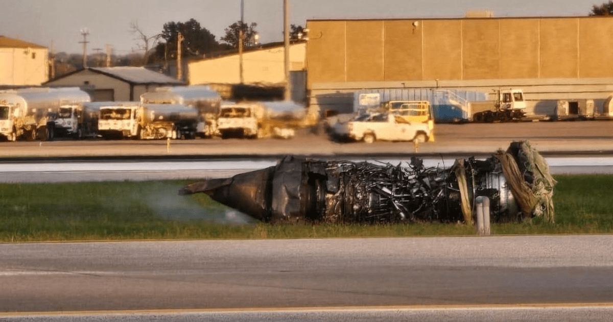 Pesawat Kargo UPS Jatuh: Mesin Terlepas Saat Lepas Landas, 12 Orang Tewas