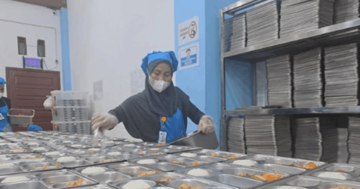 BGN: Siswi Kudus Meninggal Bukan Karena Program Makan Bergizi Gratis