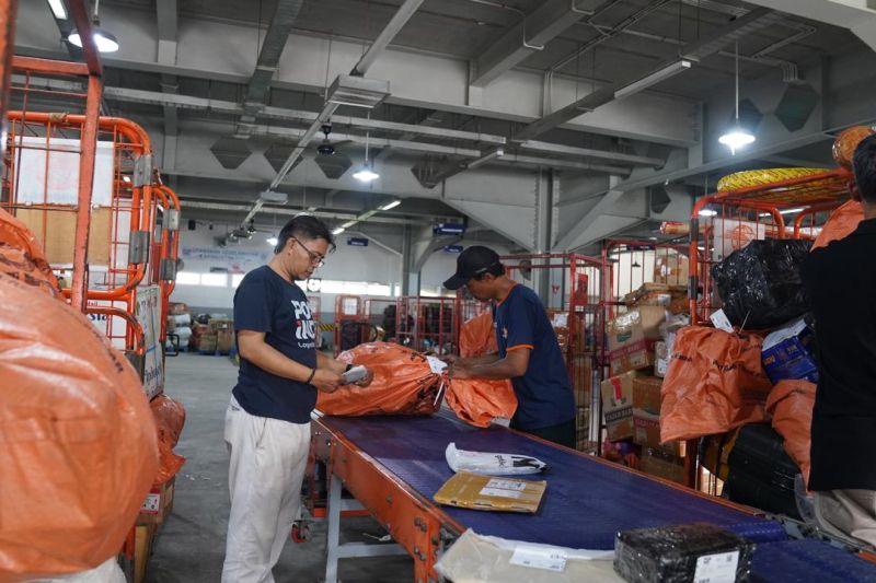 Kiriman Pos Indonesia Tembus 165 Ton per Hari di Momen Flash Sale 7.7