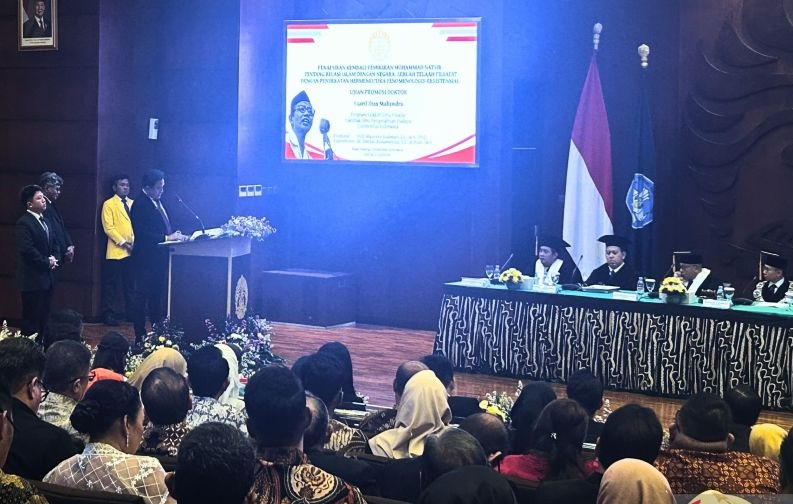 Yusril Ihza Mahendra Raih Gelar Doktor UI dan Tekankan Etika Peradaban