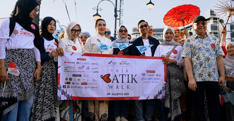 YBJB Gelar Batik Walk Awali Jambore Batik Jabar 2026 di Kota Bandung